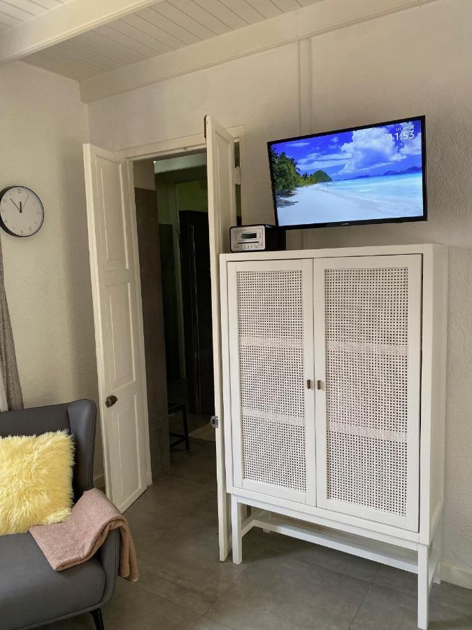 Historic Building The Palm Backyard Studio-Apartment Willemstad, Curacao Feel Home Away From Home Екстериор снимка